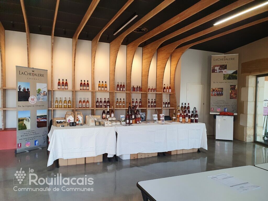Salle multifonctions Les Bouchauds - Salon des vins et du terroir - mai 2022